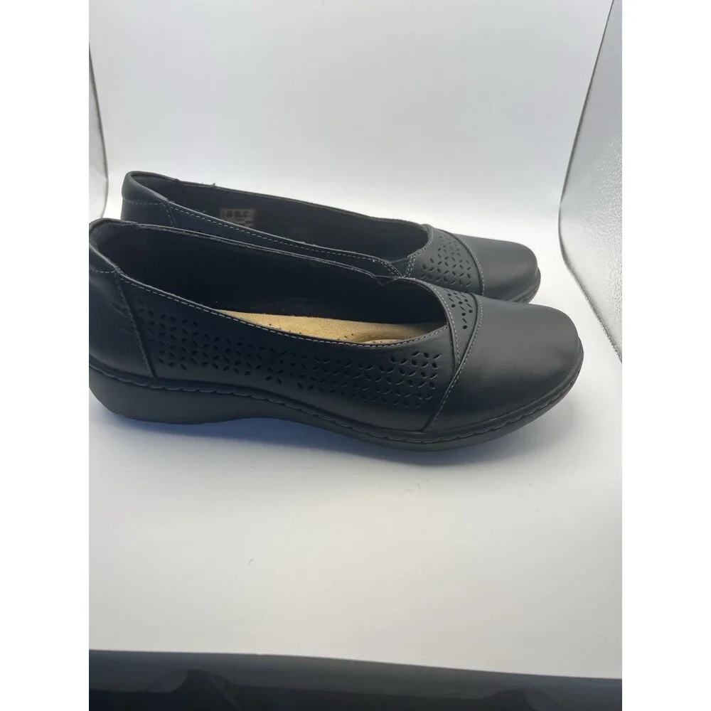 Clarks Cora Iris Loafer womens US Sz 9 Wide Black Leather Slip On Cushioned New
